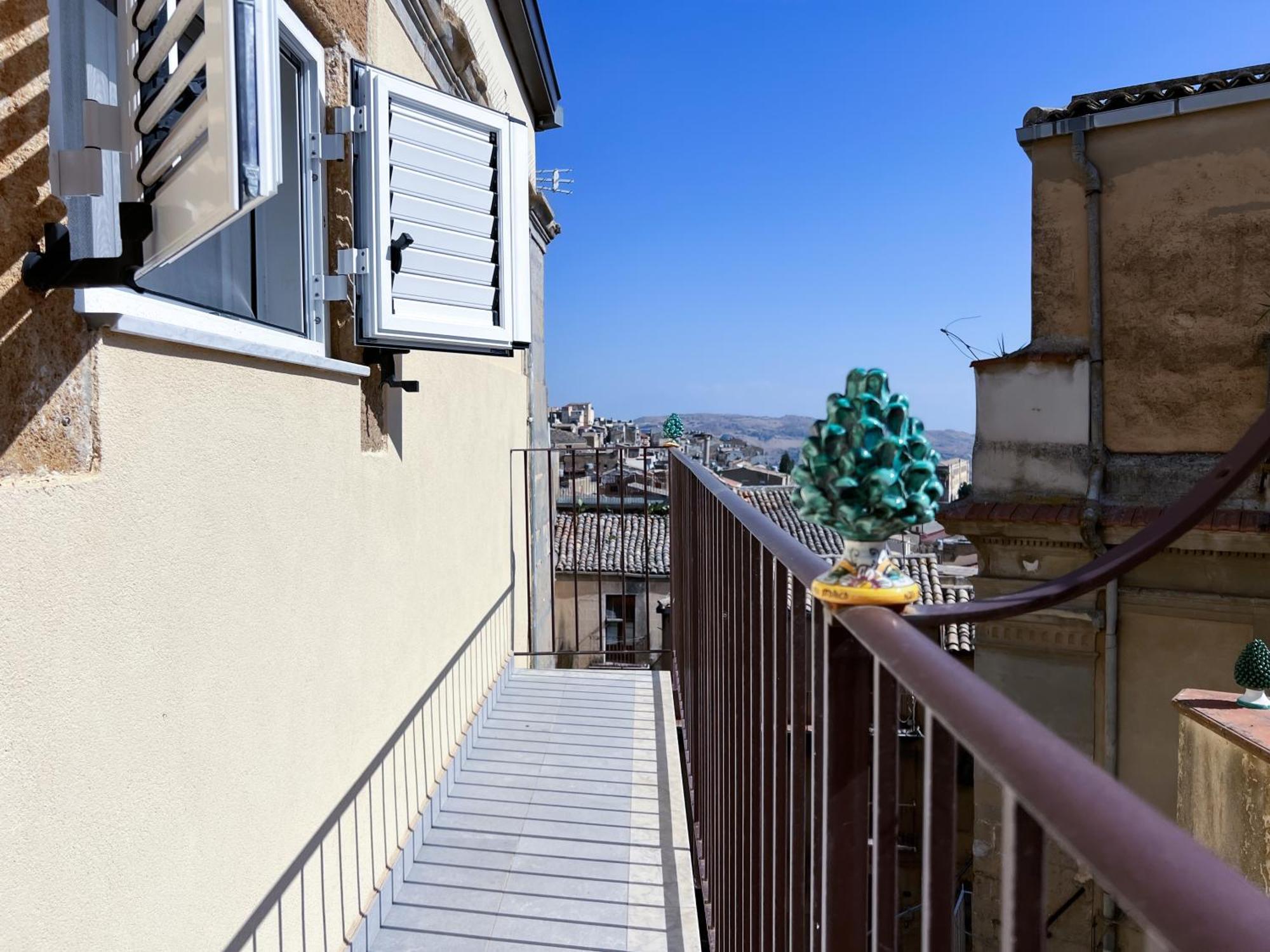 Bed and Breakfast Al Centro Storico Caltagirone Exterior foto