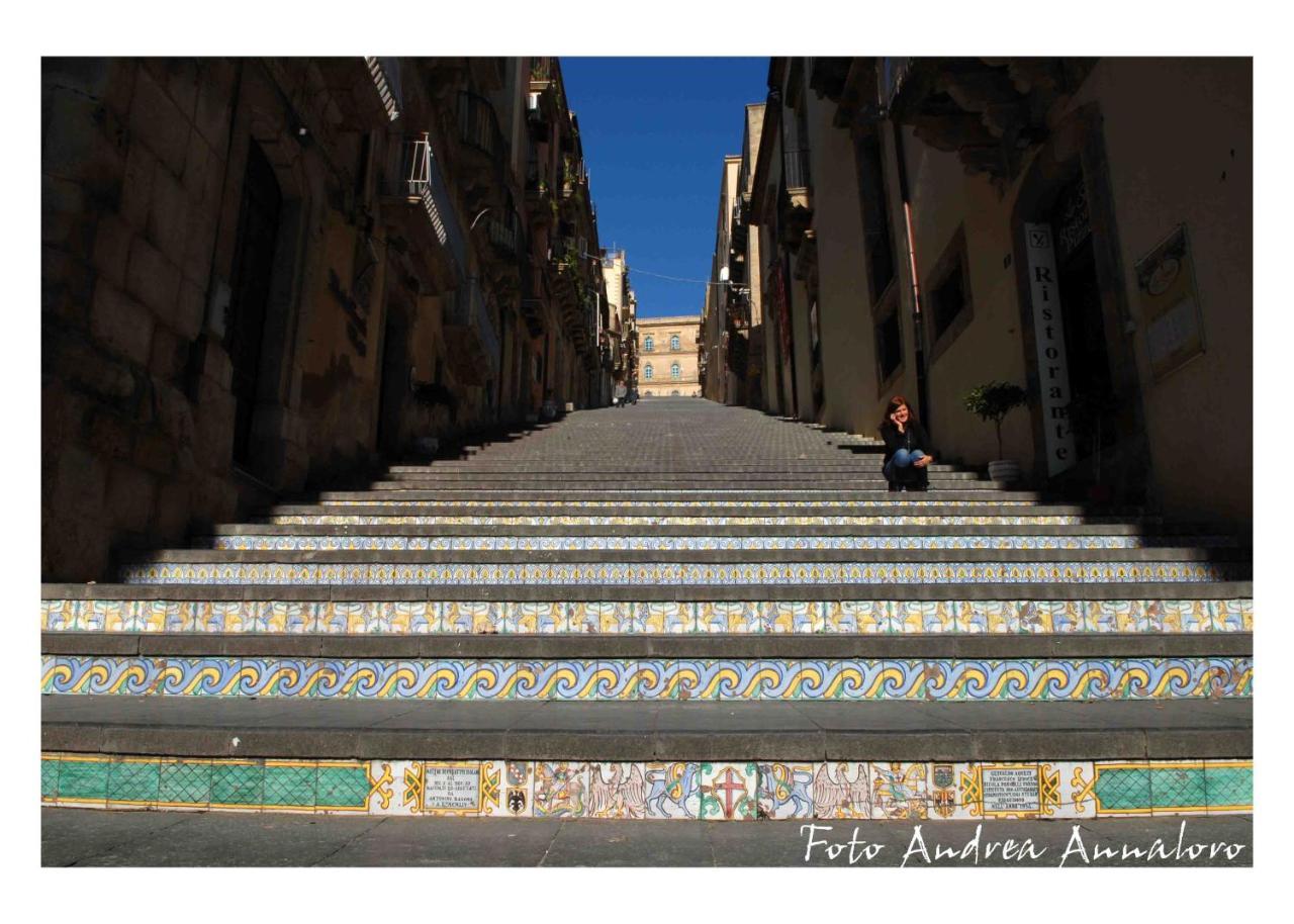Bed and Breakfast Al Centro Storico Caltagirone Exterior foto