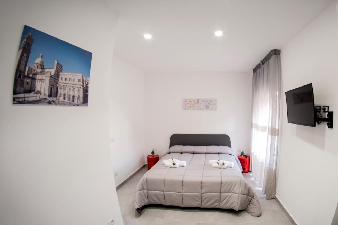 Bed and Breakfast Al Centro Storico Caltagirone Exterior foto