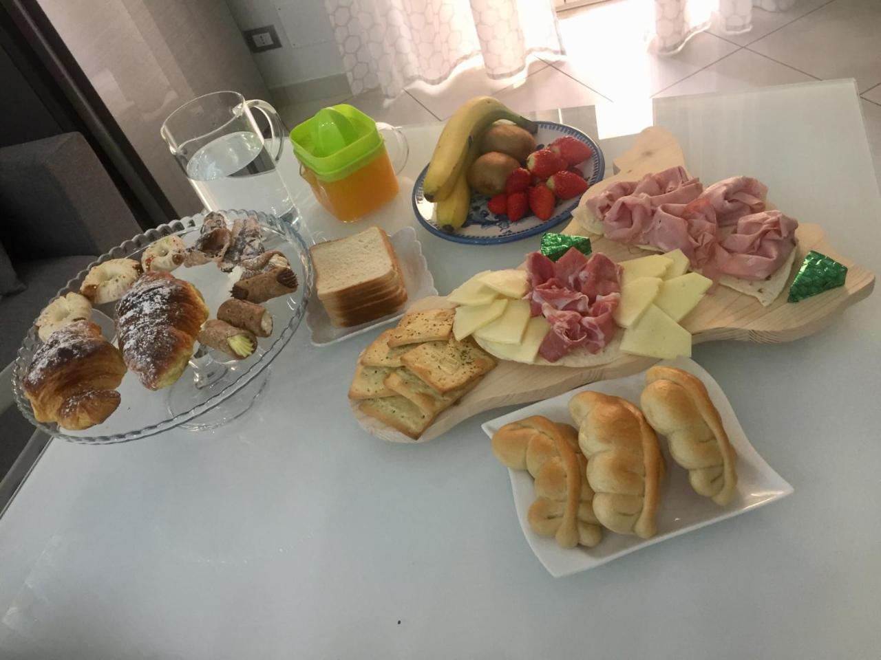 Bed and Breakfast Al Centro Storico Caltagirone Exterior foto